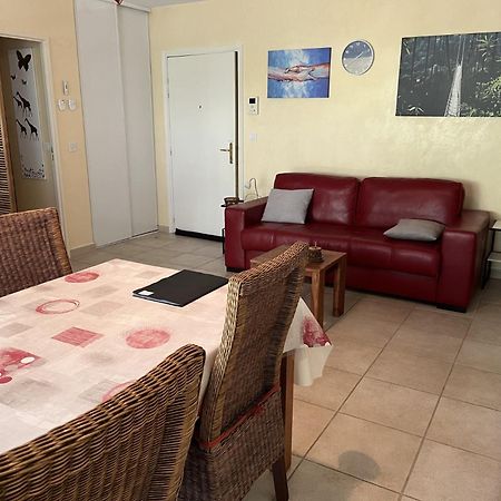 Saint-Raphael, Boulouris, F2 Dans Belle Residence 3 Piscines, Proche Bord De Mer Zewnętrze zdjęcie